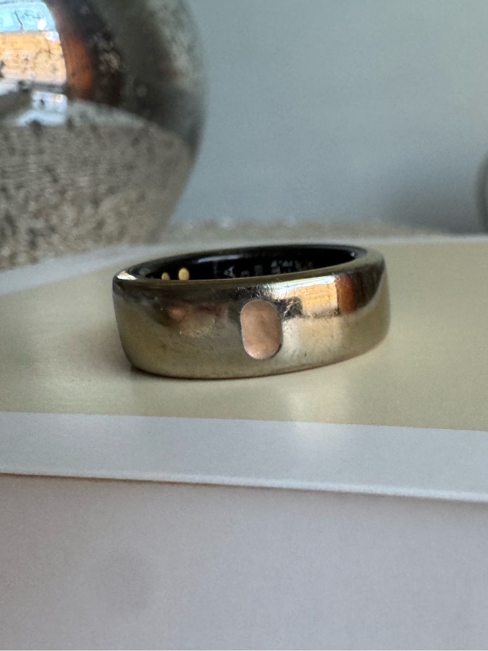 Oura Smart Ring - Picture 4 of 5